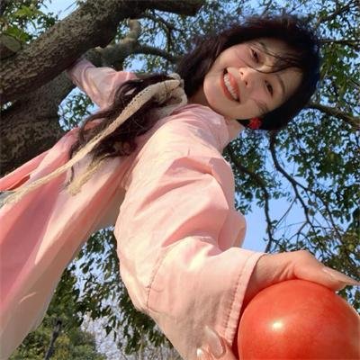 他夏天住在楼下